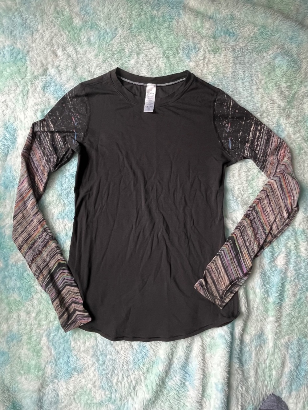Ivivva by Lululemon long sleeve shirt